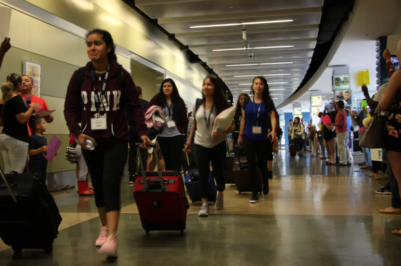 More Houston-Area Students Gearing Up For College With Their “Squads”